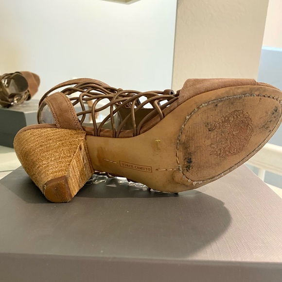 Vince Camuto wedges - Picture 9 of 9